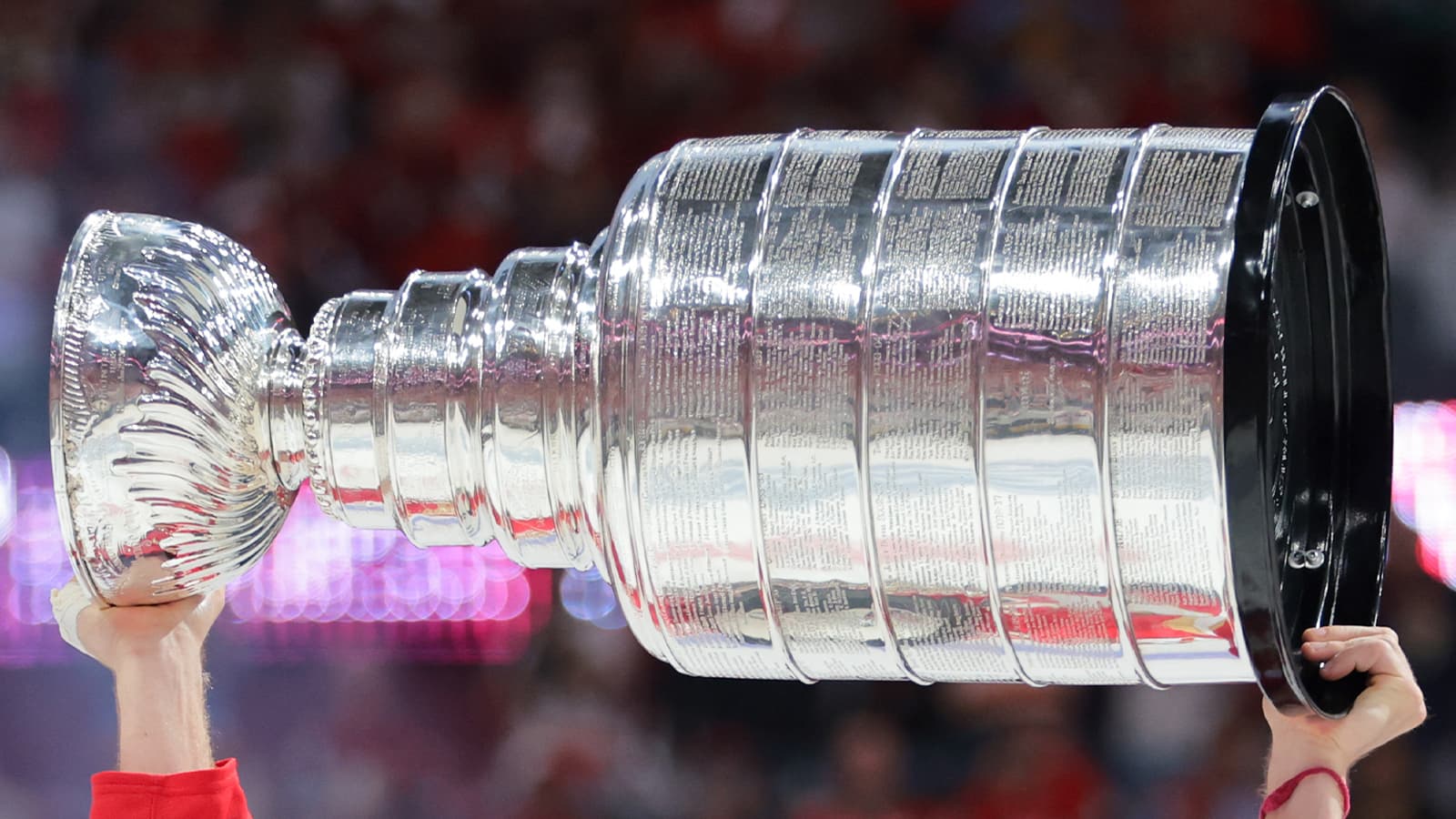 10 Players Who Had Their Name Spelled Wrong On The Stanley Cup
