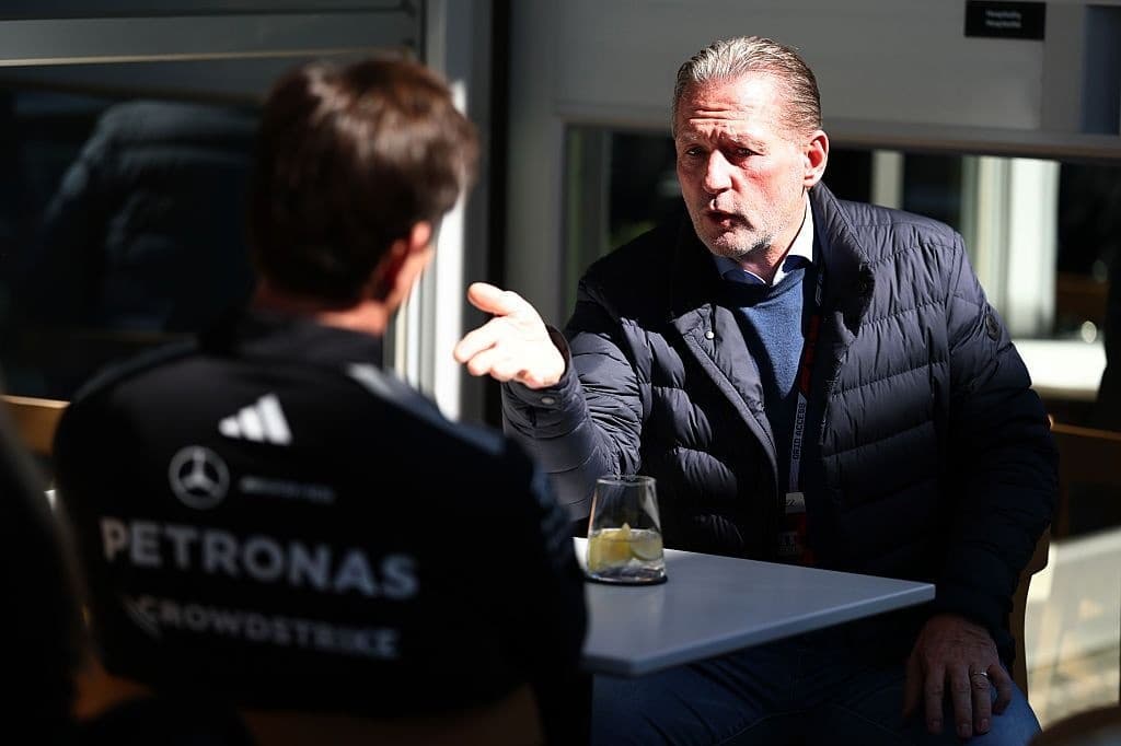 Red Bull F1 team boss: "No intention behind" public meeting between Verstappen and Wolff