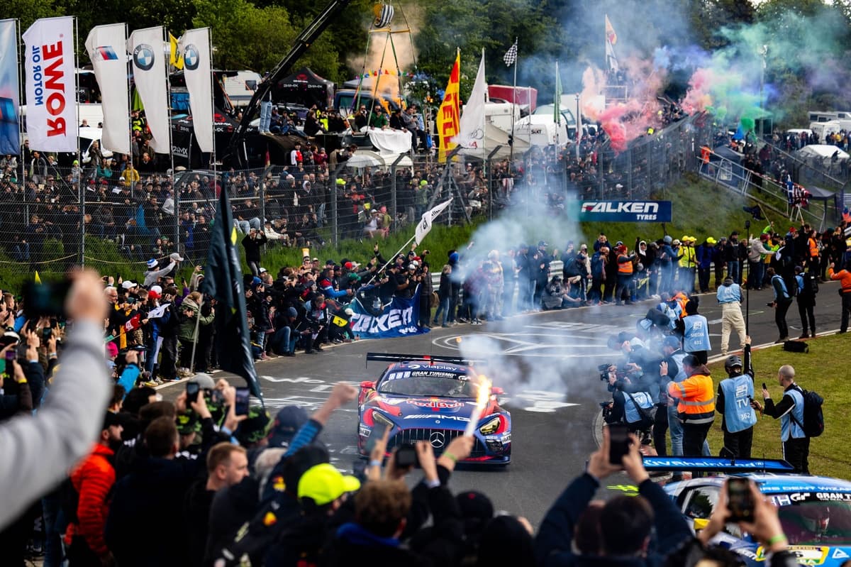 Nurburgring 24 Hours: Faultless Verstappen helps team lead Mercedes 1-2