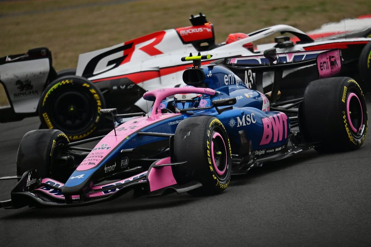 Fans told ‘don't send death threats’ as Esteban Ocon apologises for Franco Colapinto clash