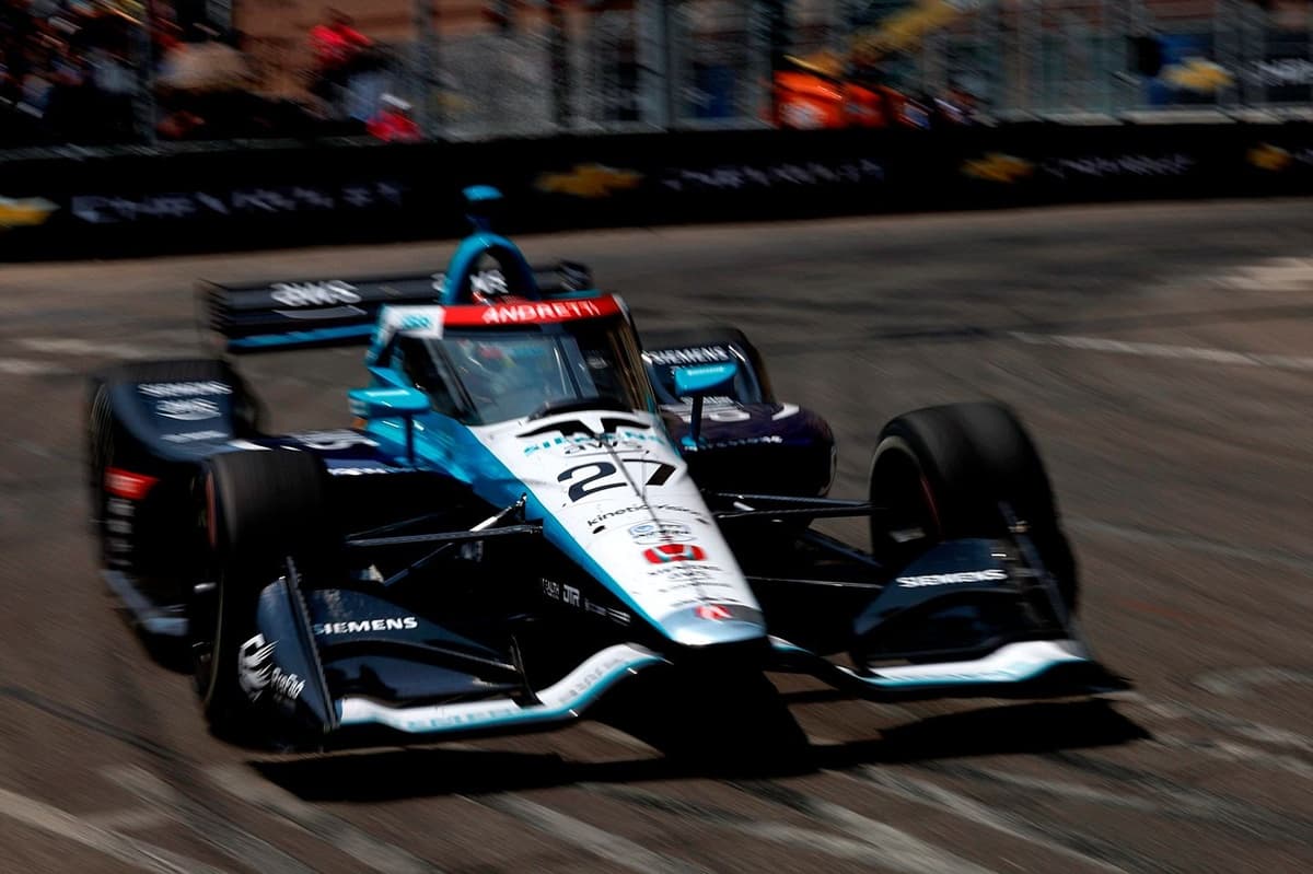 IndyCar Masters Declare: Fast Six Reigns Supreme in Arlington's Thrilling Qualifying