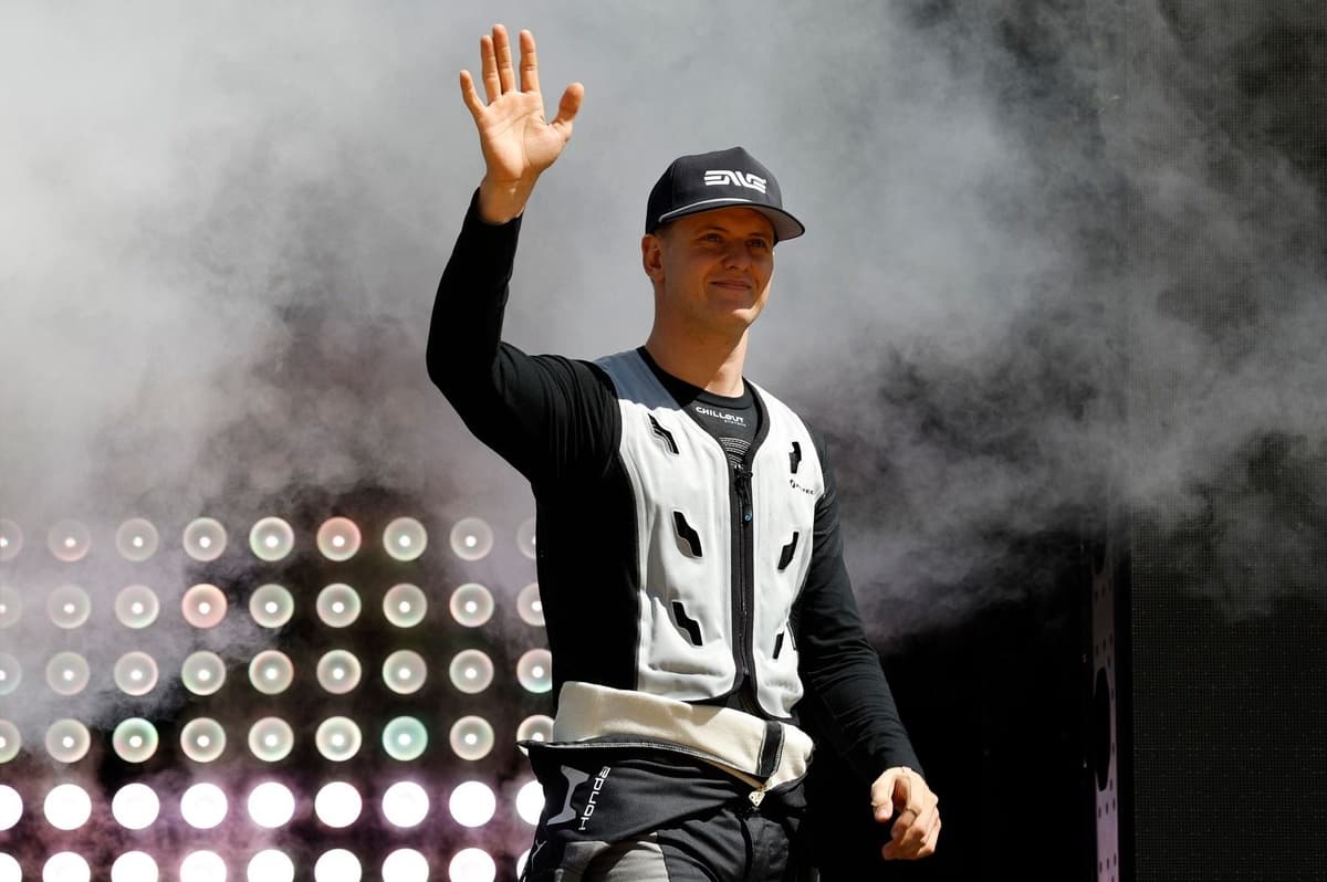 Mick Schumacher says F1 "will find a solution" to improve 2026 regulations