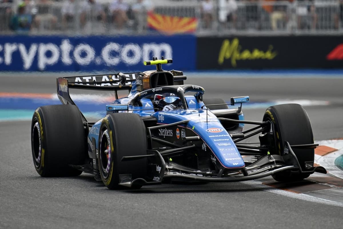 Williams signs key leaders from McLaren, Mercedes, Alpine