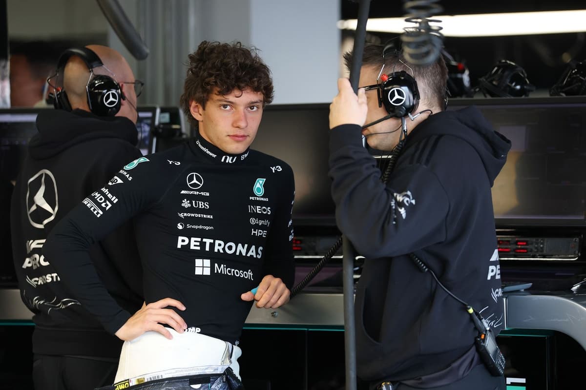 Karun Chandhok impressed by Kimi Antonelli: "Had the upper hand" over George Russell all weekend