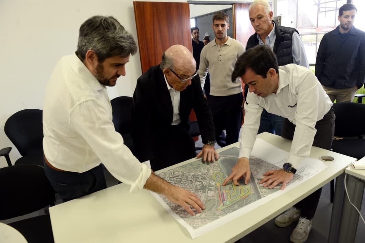 MotoGP chiefs visit Buenos Aires construction site ahead of 2027 Argentina GP