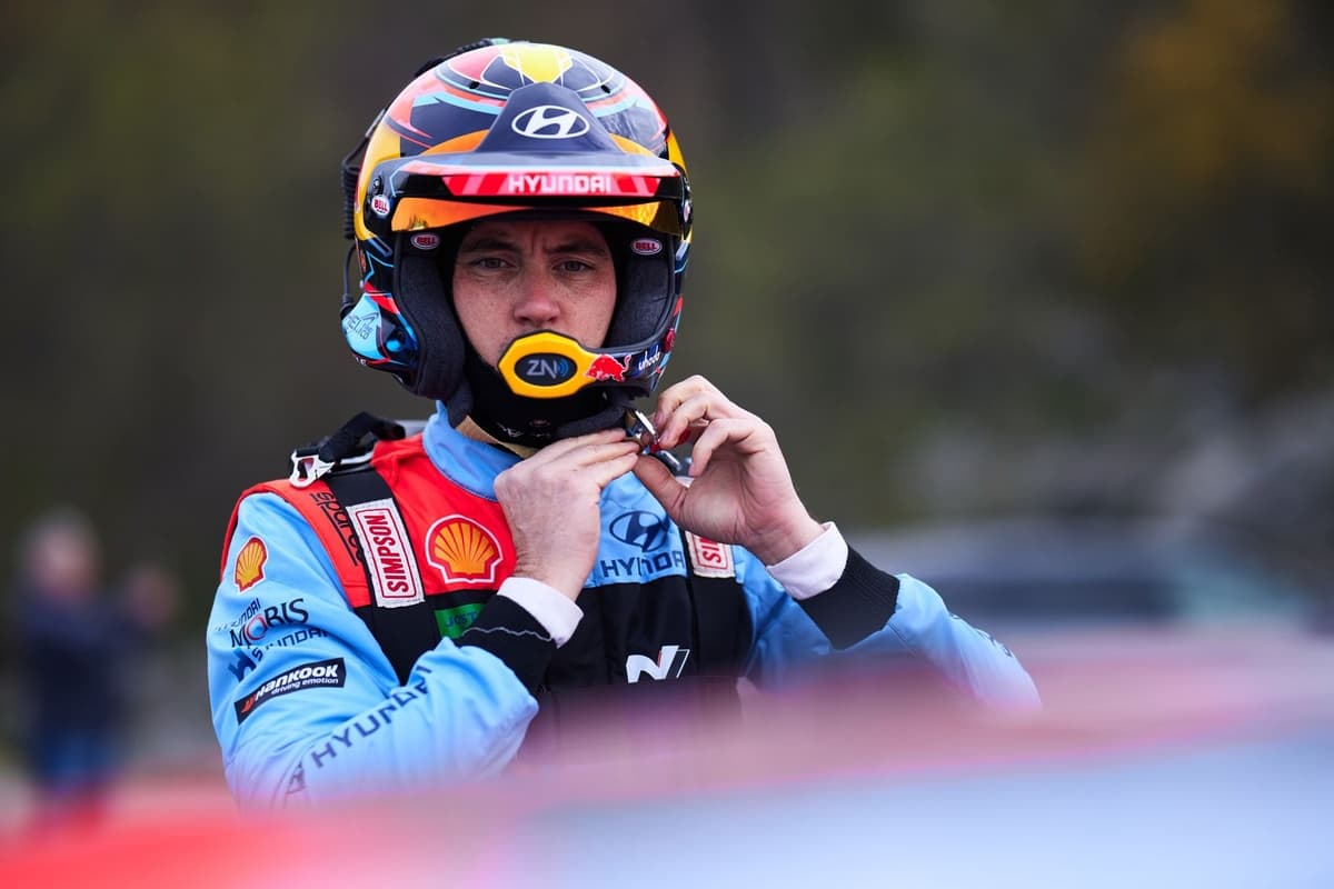 WRC Croatia: Neuville leads as Hyundai targets first win of season