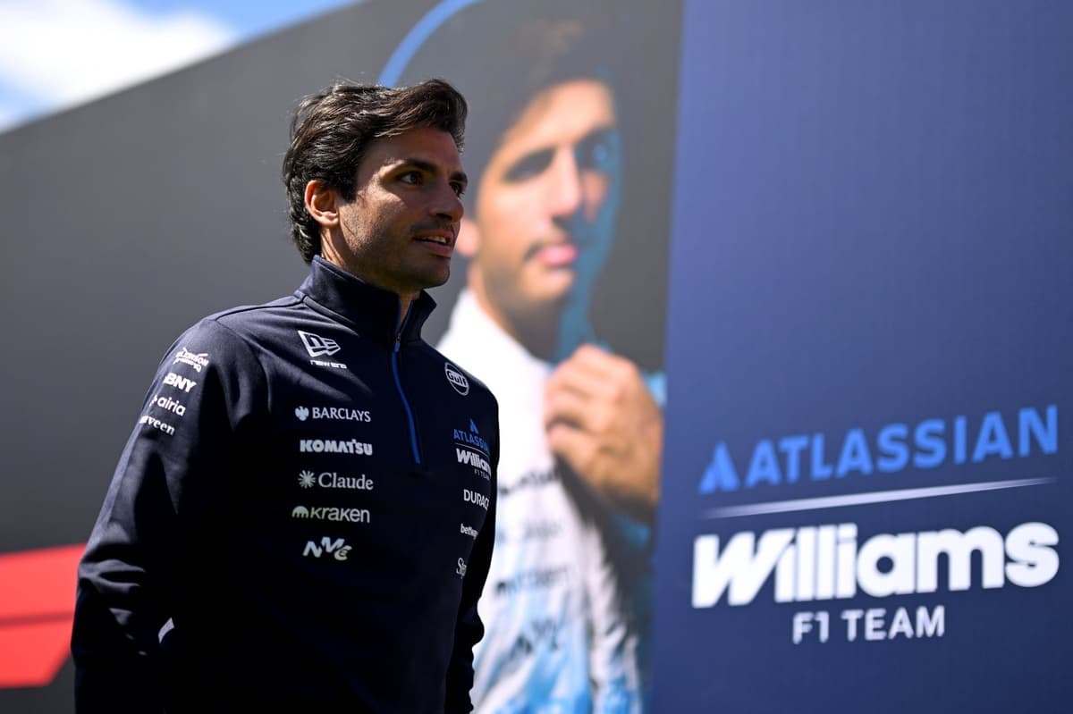 Why Sainz believes F1 and FIA must be "tough" on 2027 changes