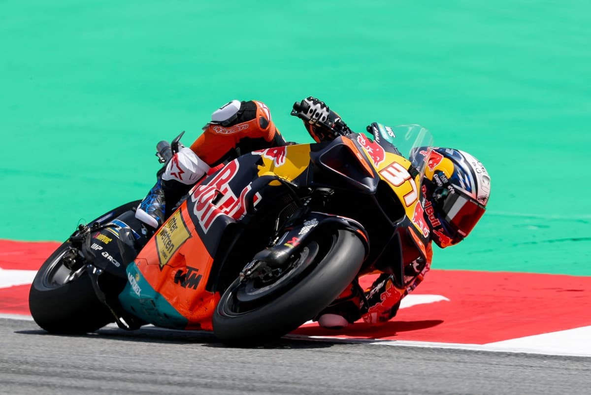 Pedro Acosta fastest as rain curtails Barcelona MotoGP test