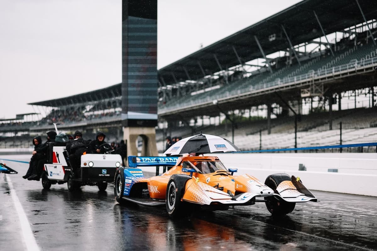 Rain washes out IndyCar qualifying at Indianapolis road course