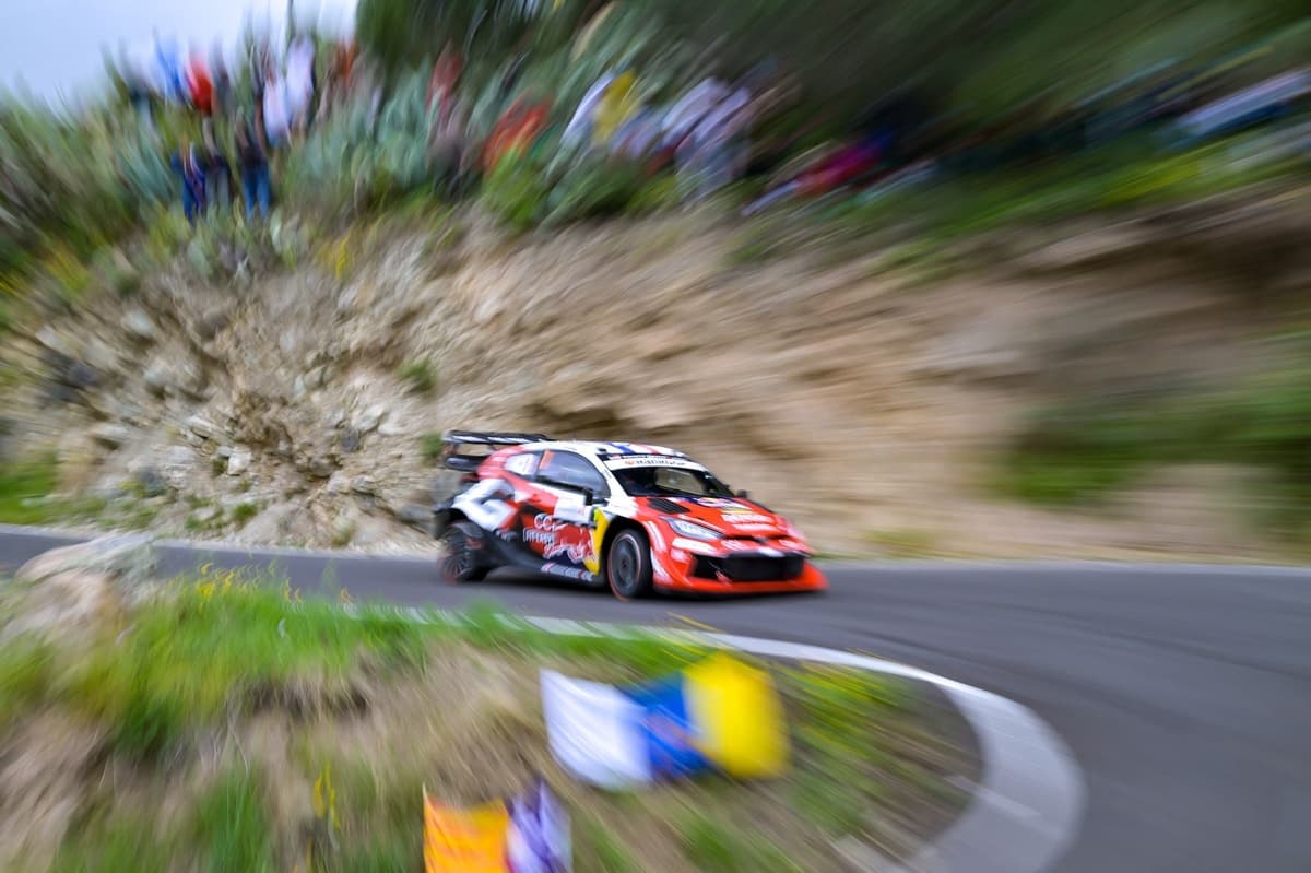 WRC Canary Islands: Ogier leads, SS3 cancelled due to spectators parking illegally