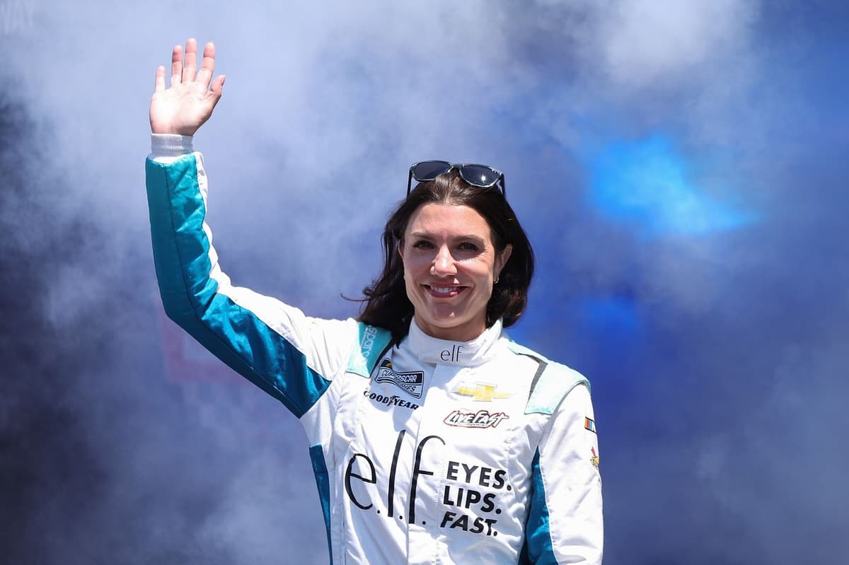 Katherine Legge will make Indy 500 return in HMD Motorsports with AJ Foyt Racing entry