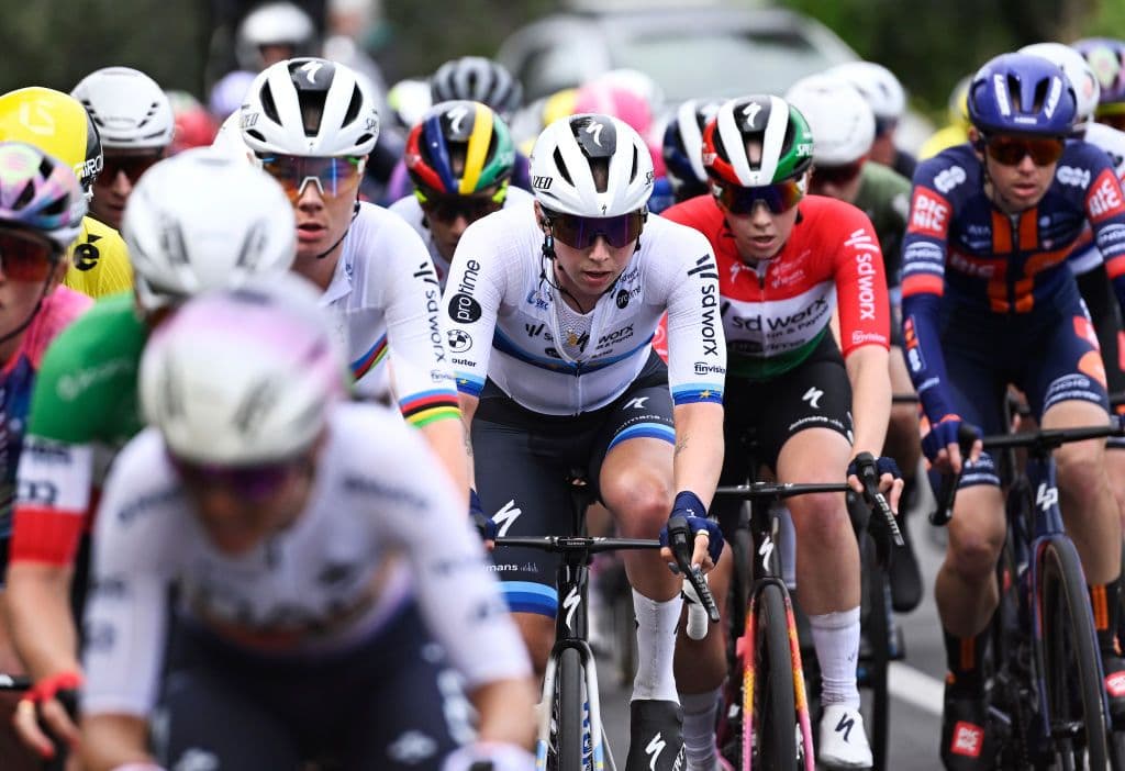 No Longo Borghini, no Vos, a headwind – Is Milan-San Remo Women playing into the sprinters' hands again? Team directors analyse the race