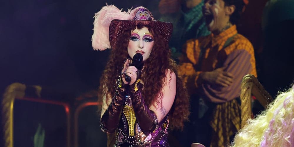 Chappell Roan Thanks Security on Stage After Jorginho Frello Allegation at Lollapalooza Brazil