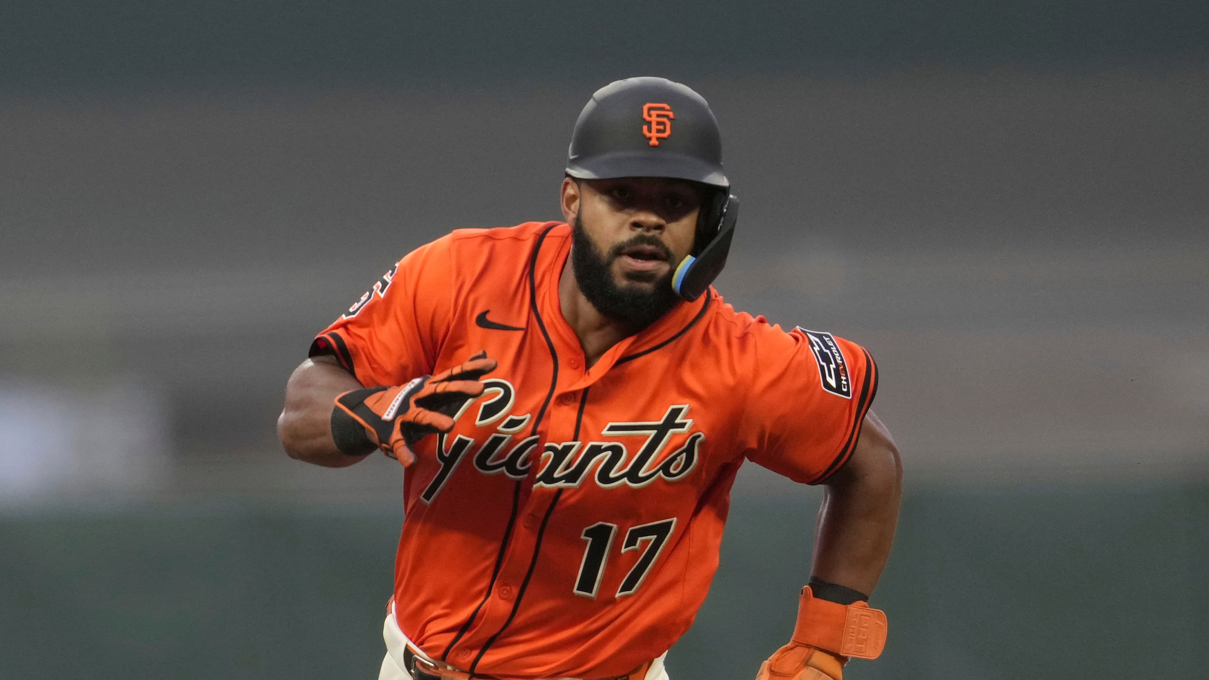 Giants' Barry Bonds curse ends: Heliot Ramos becomes franchise's first repeat Opening Day LF since 2007