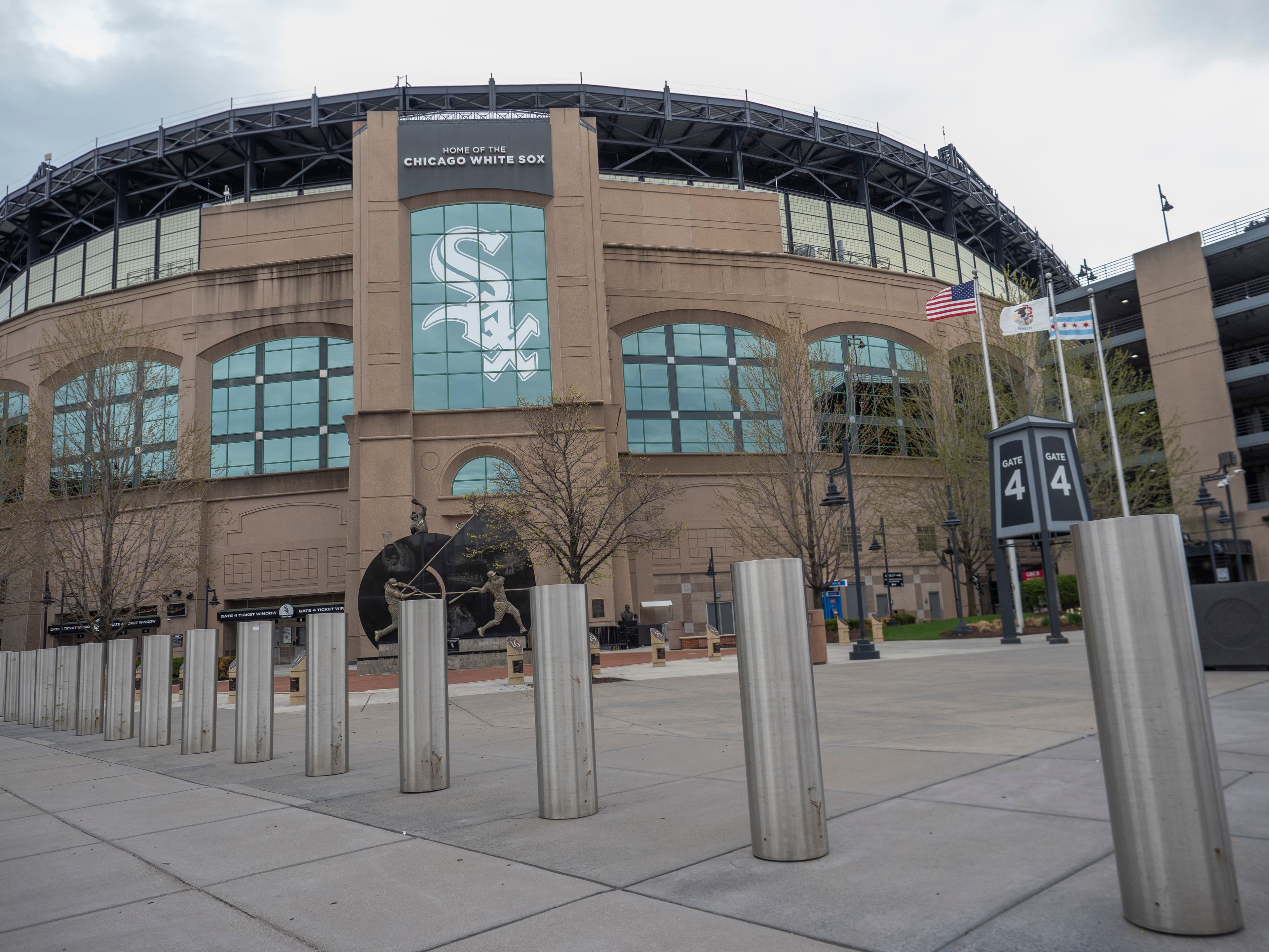 White Sox anthem singer 'alert,' recovering at hospital after collapsing on field before game