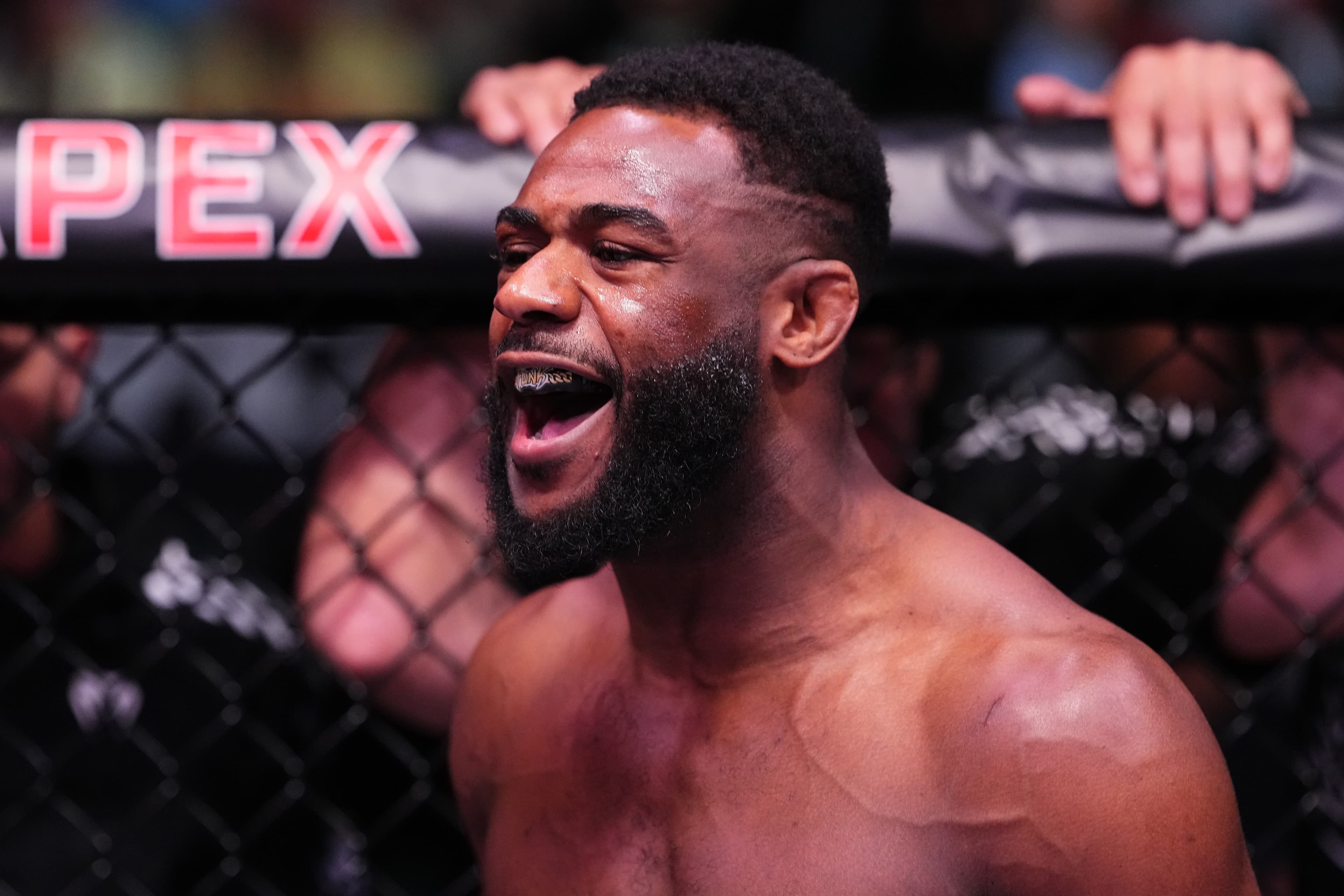 Aljamain Sterling argues to jump Movsar Evloev for Alex Volkanovski fight: 'Give the people what they want'