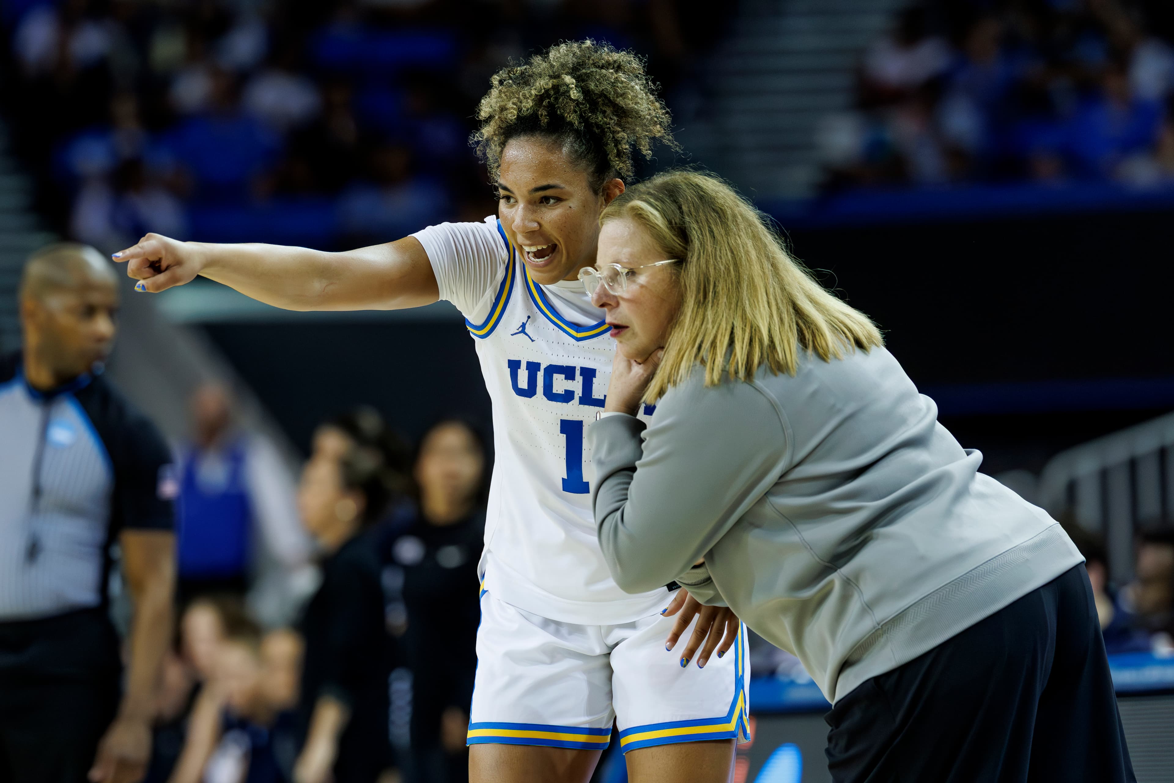 Final Four 2026: Sometimes 'corny' but always 'vital,' Cori Close's motivational style powers UCLA to second straight semifinal