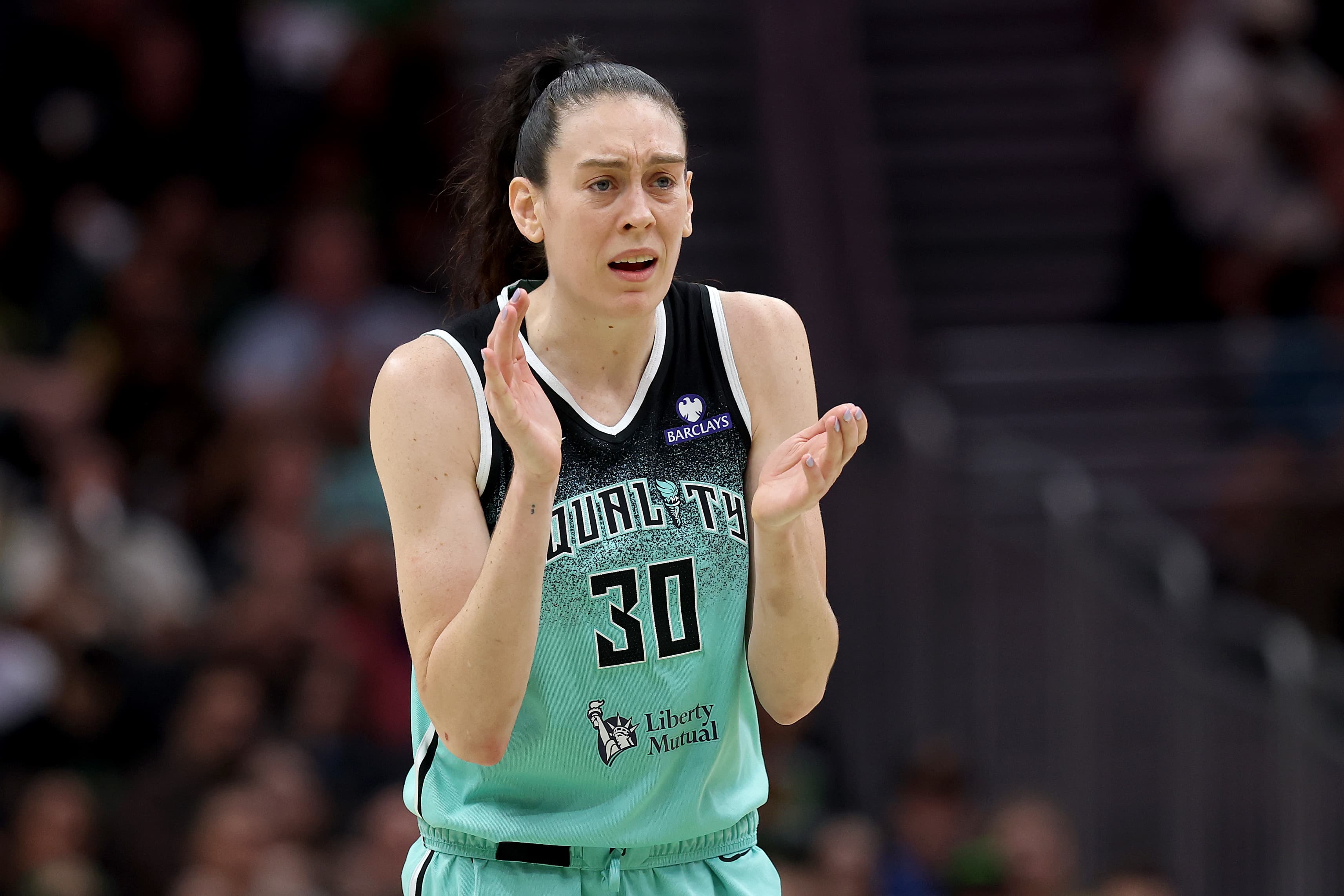 Sabrina Ionescu, Jonquel Jones, Breanna Stewart re-sign with Liberty