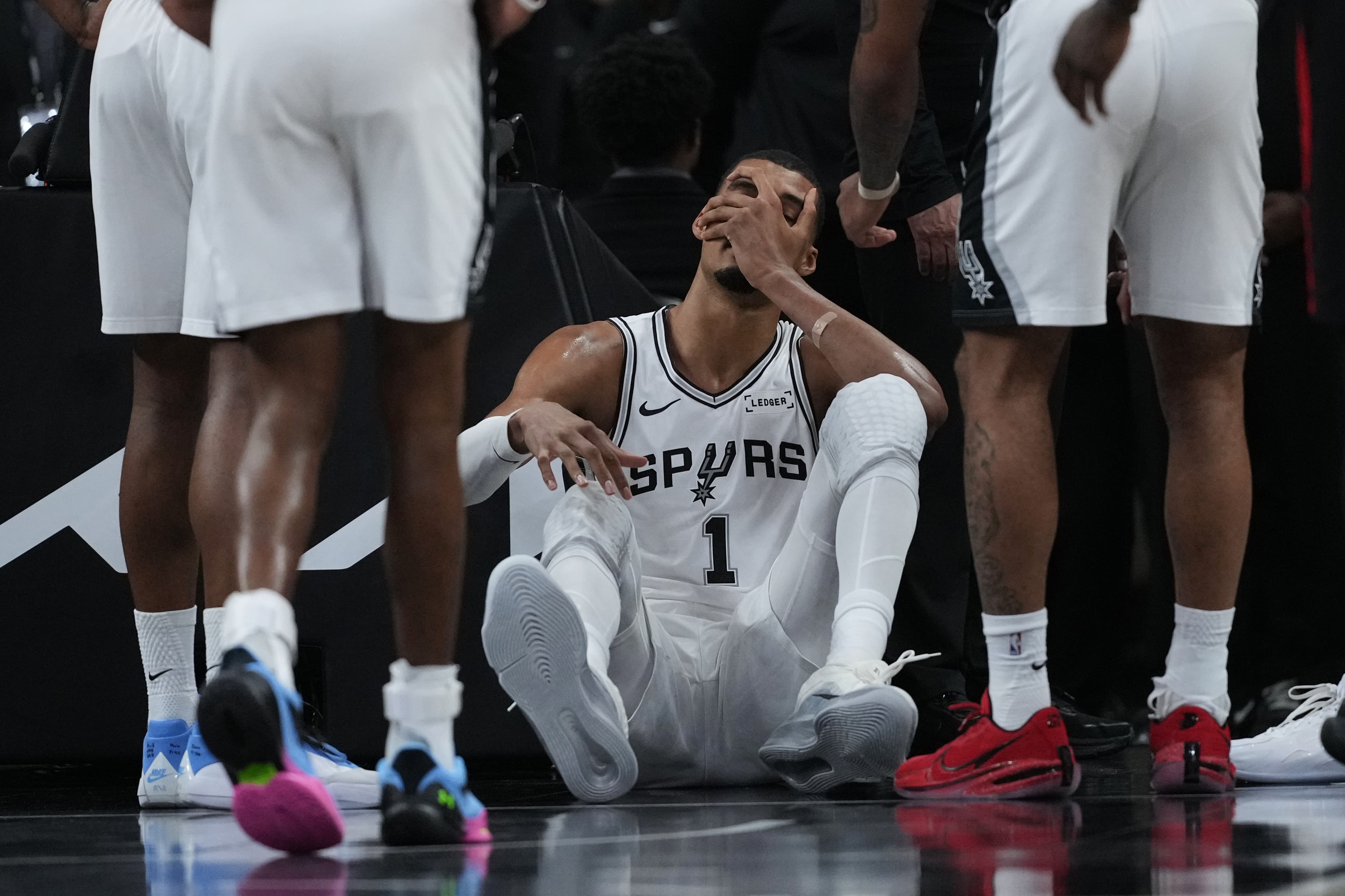 Spurs star Victor Wembanyama leaves Game 2 vs. Portland early, enters concussion protocol after smacking face on court