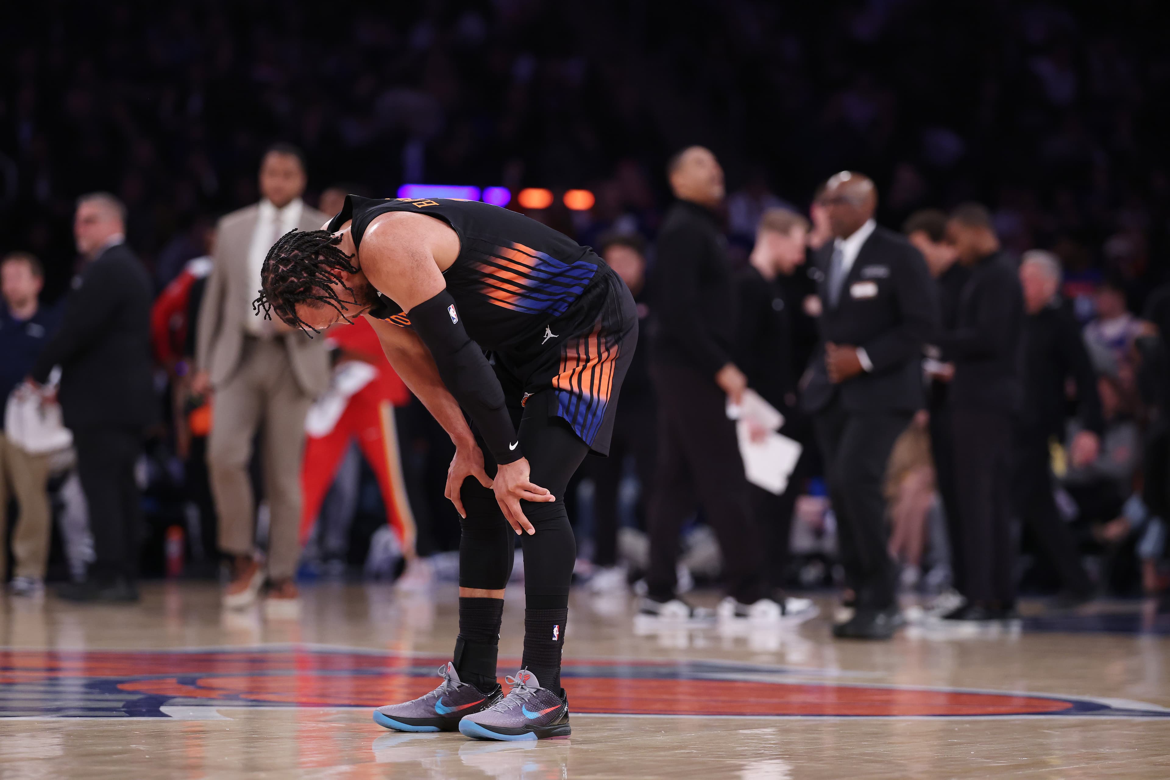 NBA playoffs: CJ McCollum, Hawks erupt in fourth quarter to stun Knicks and even series 1-1