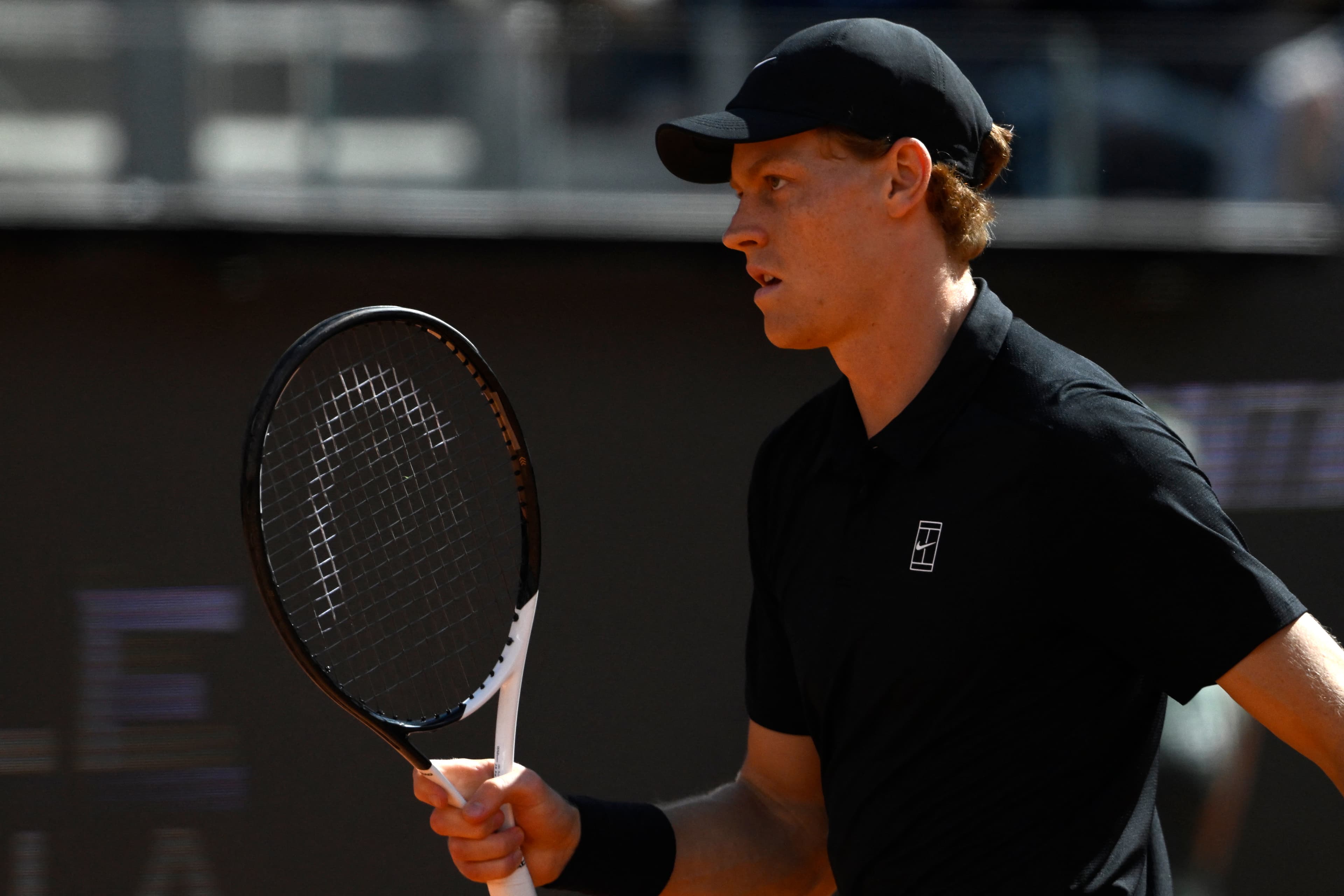 Jannik Sinner outlasts Daniil Medvedev in Italian Open semis despite ailing in second set, rain postponement in third