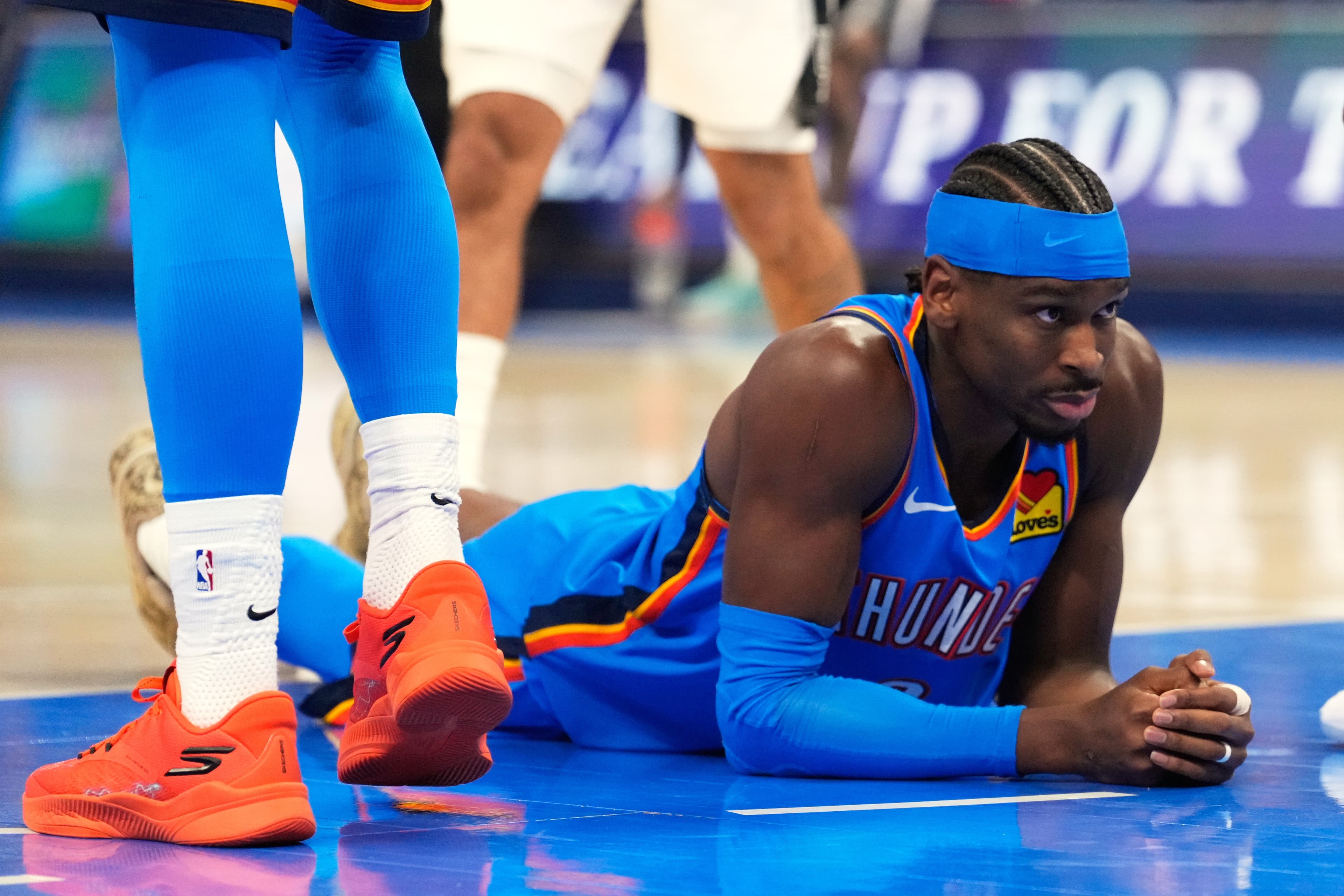 Flop or not: Does Shai Gilgeous-Alexander really fall more than his peers?