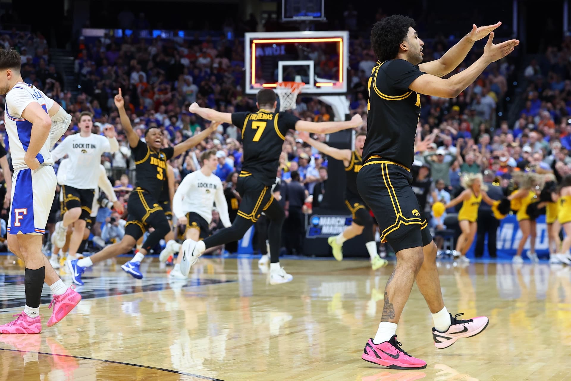 March Madness may be the last, best vestige of American monoculture