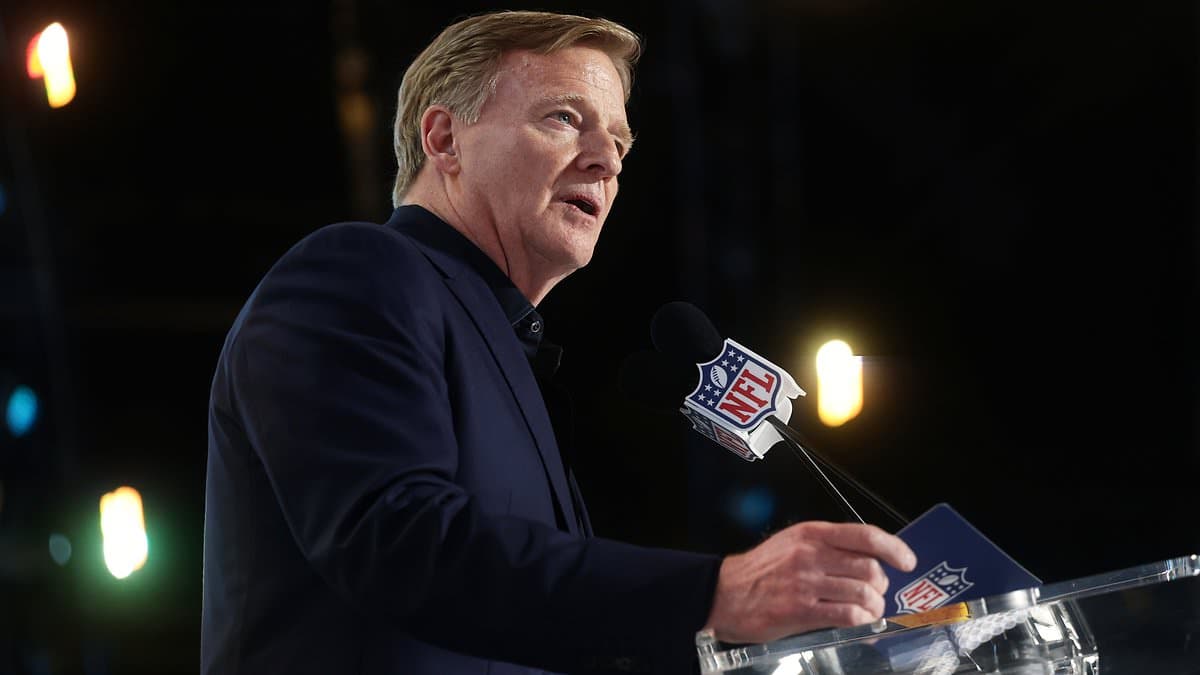 Nepo baby college football star becomes early favorite for No. 1 pick in 2027 NFL Draft