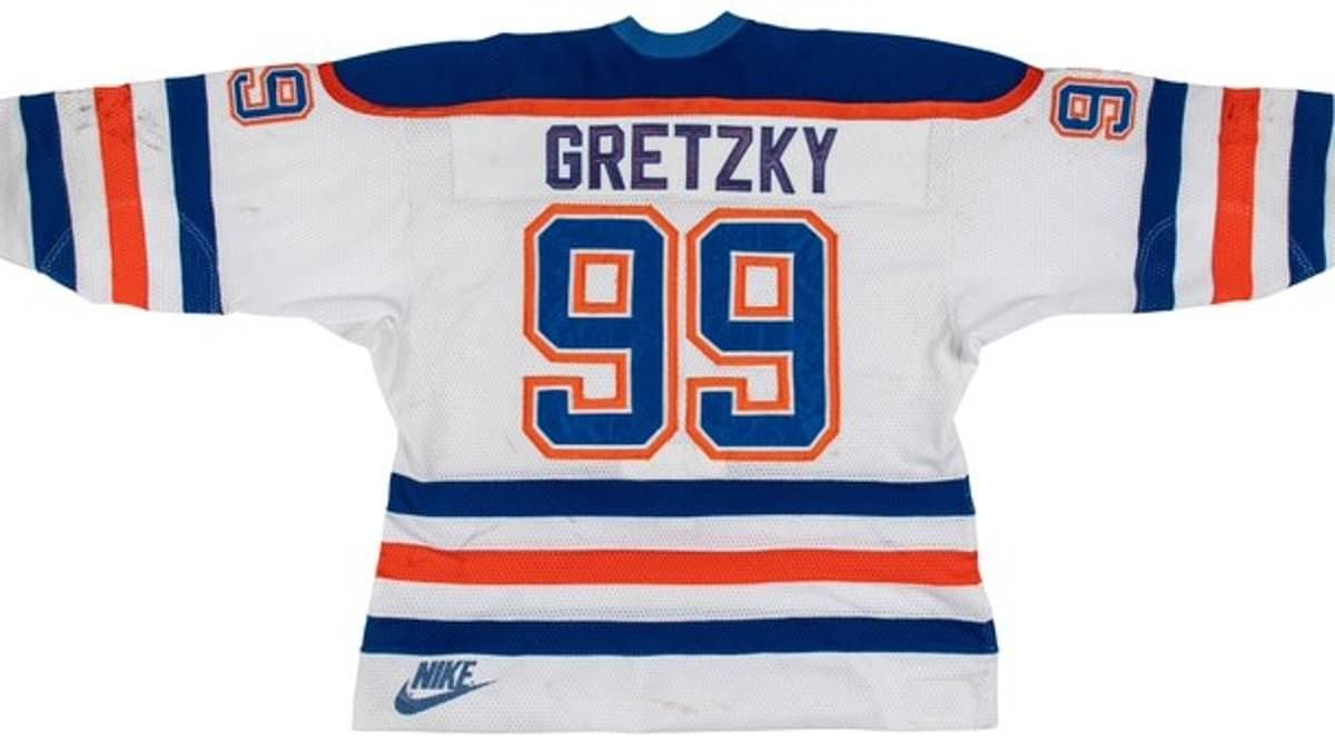 Wayne Gretzky's 1988 Stanley Cup jersey smashes auction records as it sells for eye-watering price