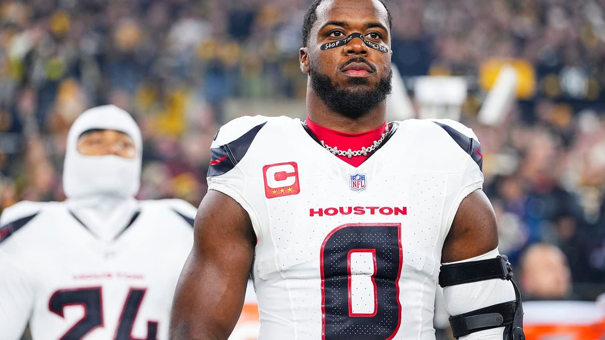 Texans' Azeez Al-Shaair agrees to new three-year deal... months after dividing fans with pro-Palestine message on live TV