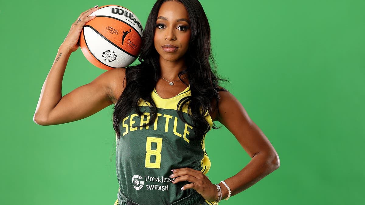 WNBA star 'had to hire security' after receiving death threats over Klay Thompson cheating allegations as she hits out at Megan Thee Stallion over fake rumors