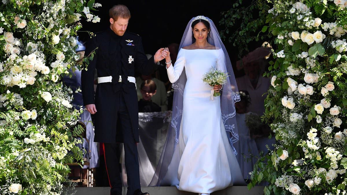 'She's the cheapest. No one wants to hang out with her': Why Meghan and Harry have been ditched by A-list friends as insiders reveal Oprah's merciless snub, why the Clooneys now want nothing to do with them - and how SHE'S the problem