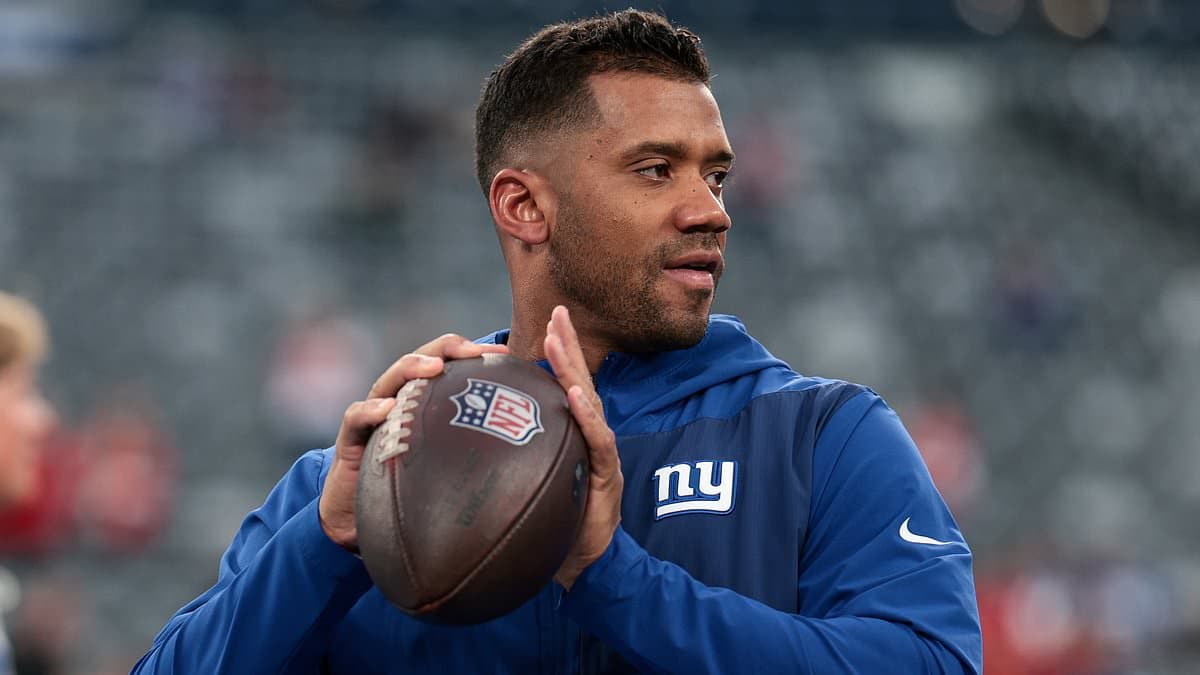 Former NFL star urges Russell Wilson to retire as uncertainty around desperate quarterback's future drags on