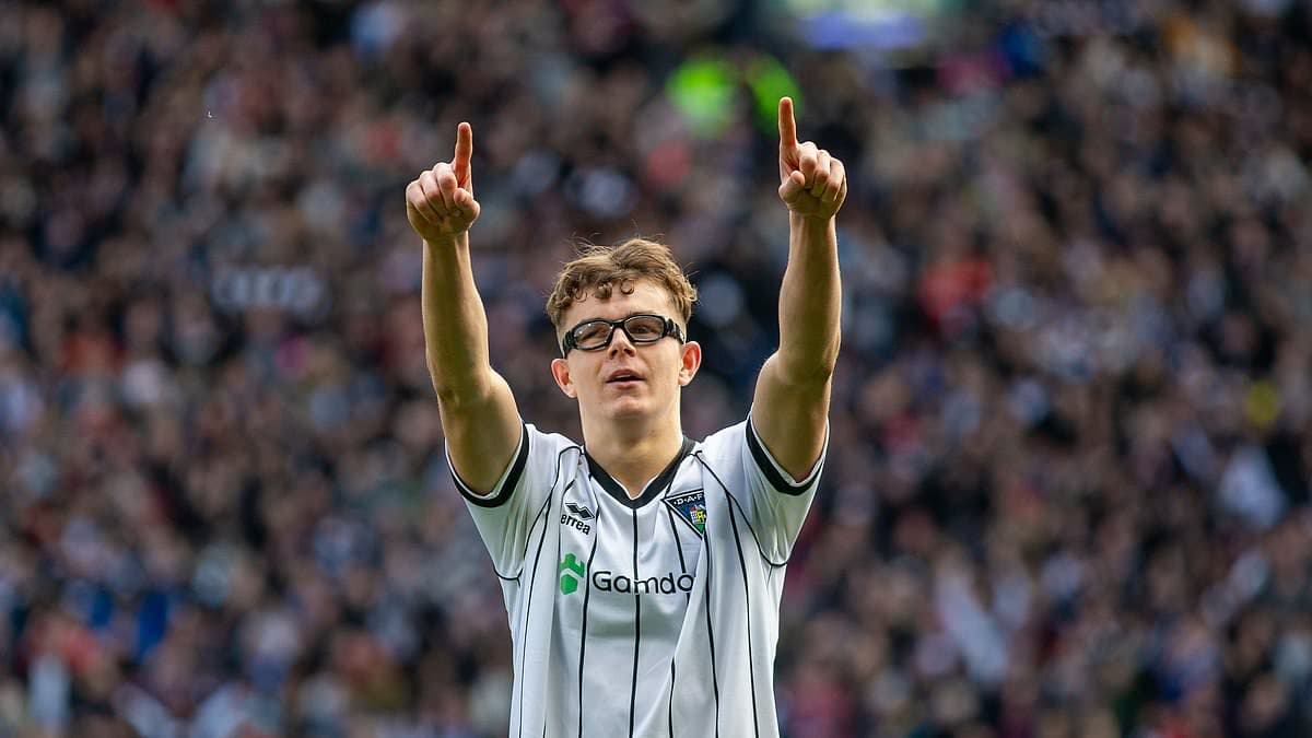 Who are Neil Lennon's likely lads and can they make history for Dunfermline by shocking Celtic at Hampden?