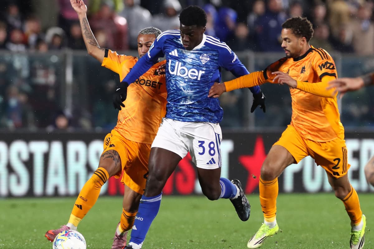 Wesley insists ‘it wasn’t a foul’ after controversial red card in Como 2-1 Roma