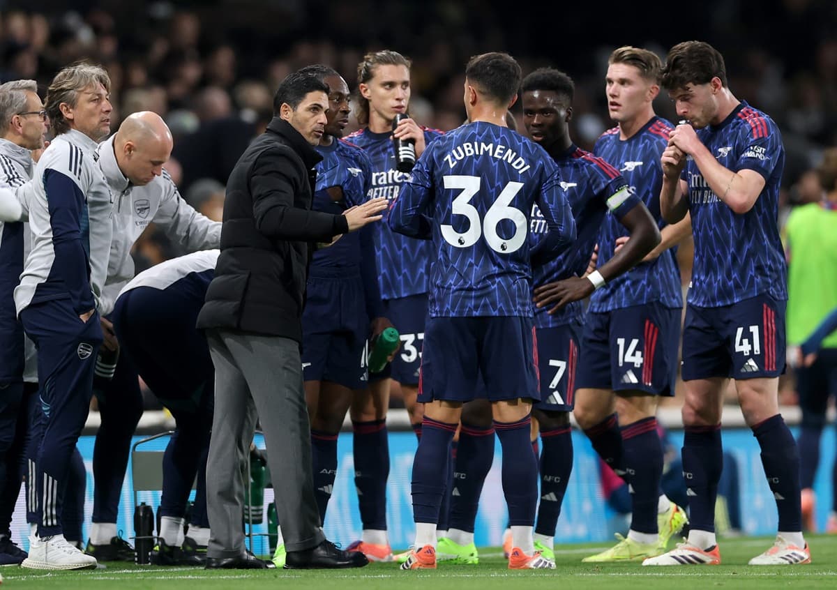 Arsenal v Fulham: Pundits deliver clear warning as title pressure hits boiling point