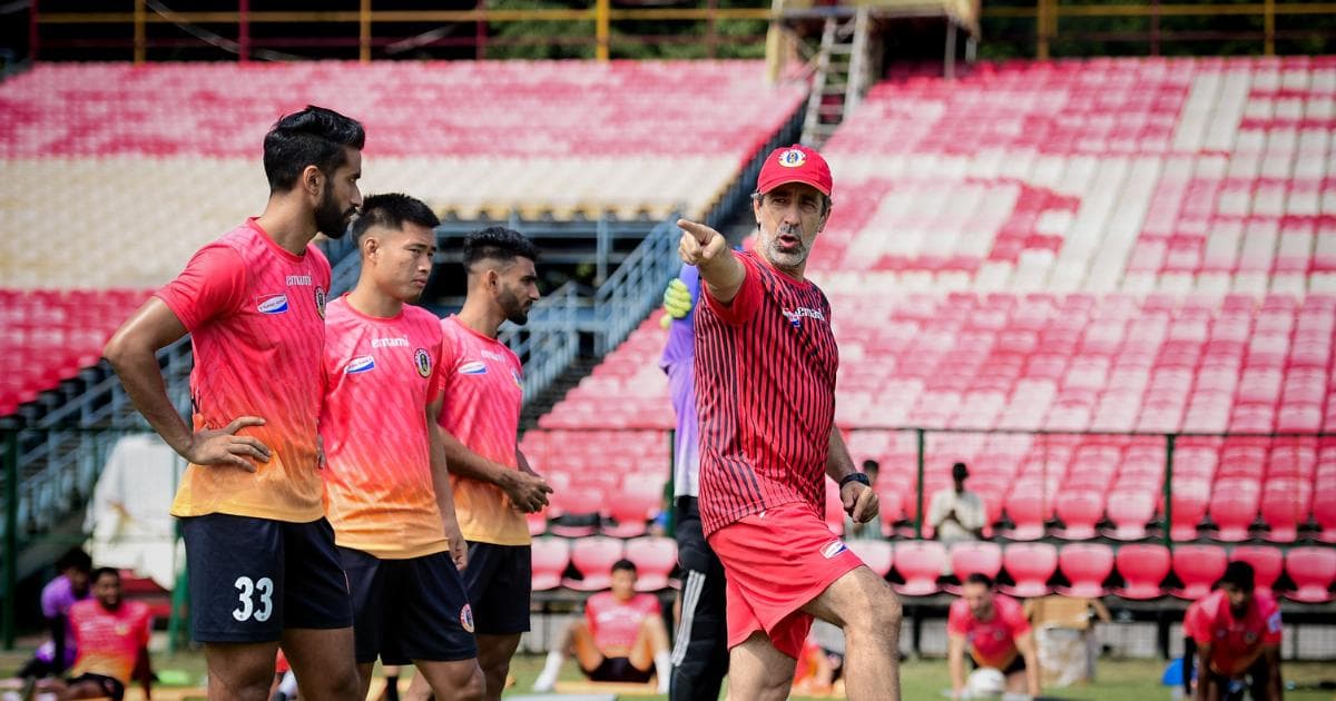 Oscar Bruzon Resigns As East Bengal Coach