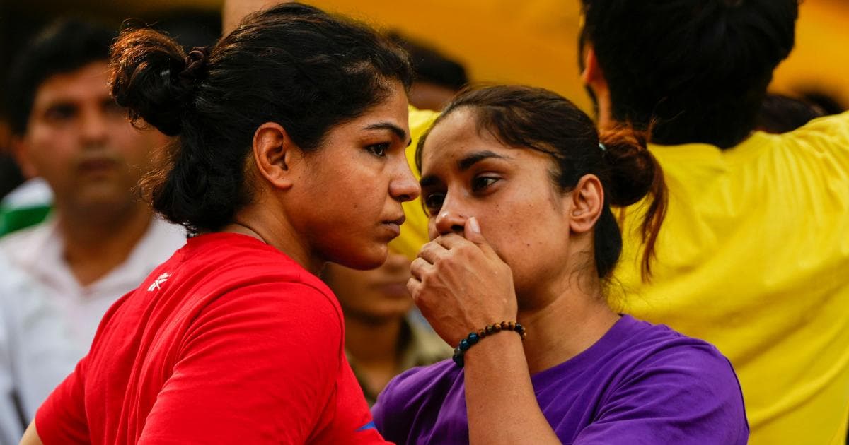 Sakshi Malik backs Vinesh Phogat in comeback row with WFI