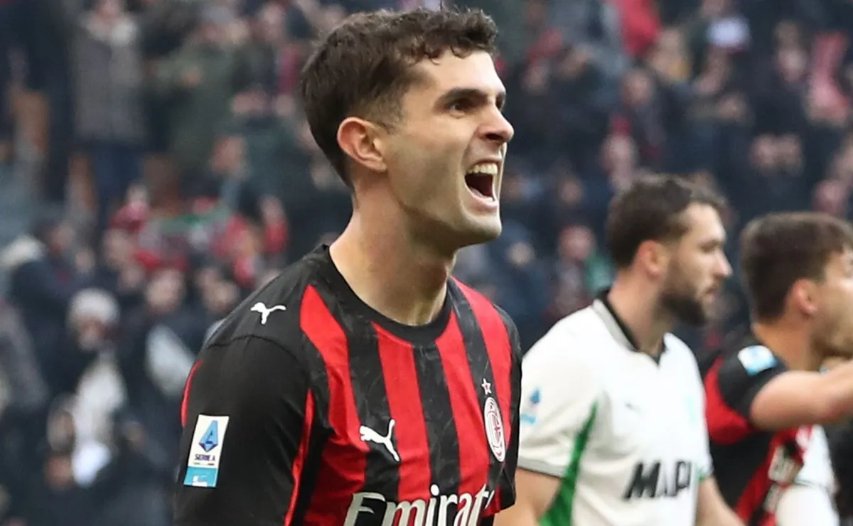 Christian Pulisic’s Milan contract saga takes new twist with Premier League clubs lurking: Why the Serie A side is holding off on USMNT star’s renewal