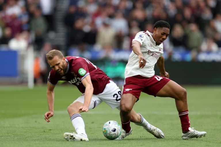 Lewis-Skelly says leaders Arsenal know 'job is not yet done'