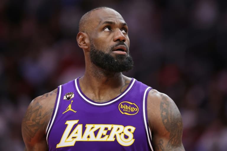 James ties NBA record for most regular-season games played