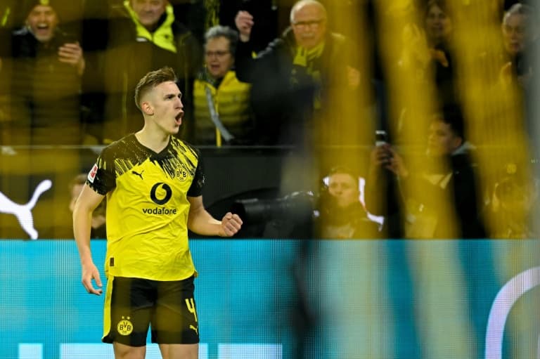 Dortmund defender Schlotterbeck extends contract until 2031