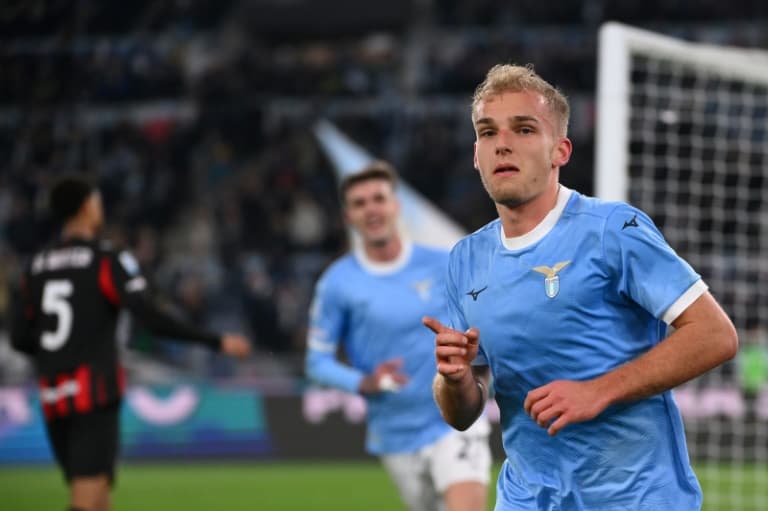 Lazio Soars As Milan's Big Blow Fades