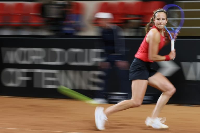 Holders Italy and Ukraine make strong starts in BJK Cup as USA trail