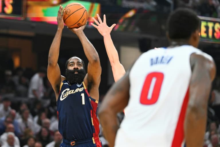 Cavaliers top Pistons to trim deficit in NBA playoff series