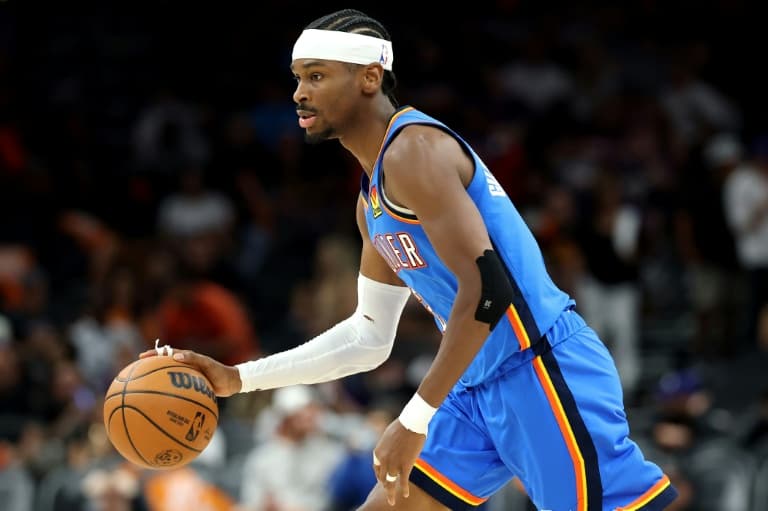 Thunder sweep Suns, Denver avoids ouster, Pistons on the brink