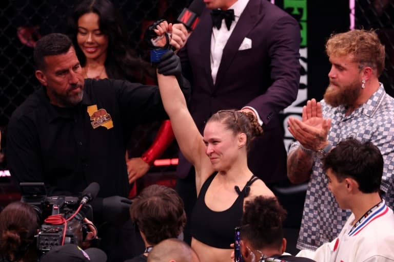 Rousey demolishes Carano in MMA comeback fight