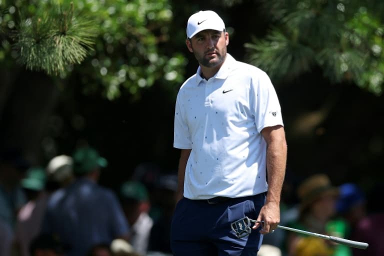 McIlroy begins Masters final round as repeat drama looms