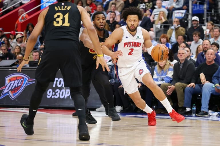 Thunder top LeBron and Lakers, Pistons down Cavs