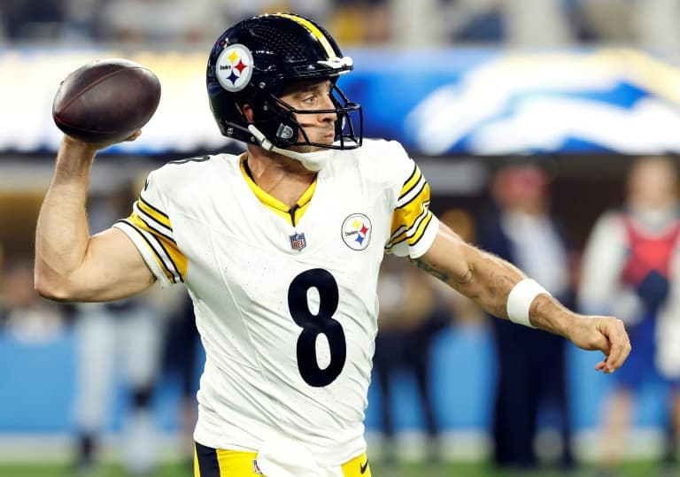 Steelers quarterback Aaron Rodgers says 2026 his last NFL season